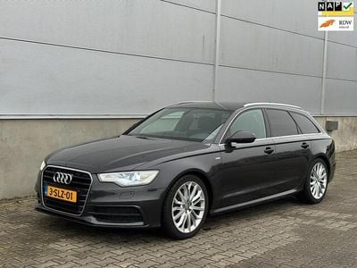 Grijs Occasion 2014 Audi A6 S-Line Stationwagen | € 14.999 (Eerlijke prijs)