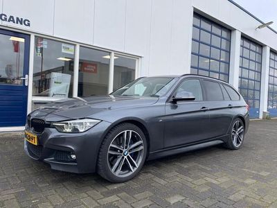 tweedehands BMW 320 3-SERIE Touring i M Sport Edition Shadowline