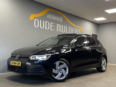 tweedehands VW Golf VIII 1.0 TSI Life Panoramadak/IQ.LIGHT/ACC