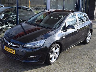 Occasion Opel Astra Business 140 PK (102 kW) 2014 Zwart Hatchback