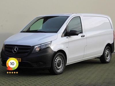 Wit Gebruikt 2017 Mercedes Vito Van | € 21.800 (Eerlijke prijs)