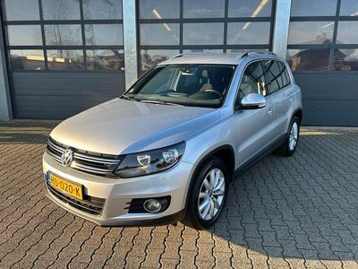 Grijs Gebruikt 2015 VW Tiguan Sportline SUV | € 16.830 (Eerlijke prijs)