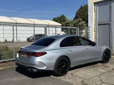 Grijs Gebruikt 2024 Mercedes E300 AMG Sedan | € 52.000 (Iets duurder)