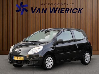 Zwart Gebruikt 2009 Renault Twingo Authentique Hatchback | € 2.945 (Eerlijke prijs)