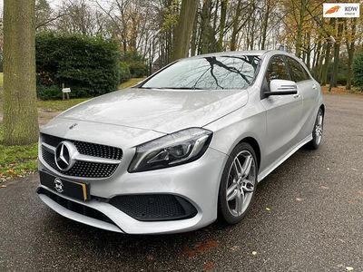 Grijs Gebruikt 2017 Mercedes A180 Business Hatchback | € 16.755 (Eerlijke prijs)