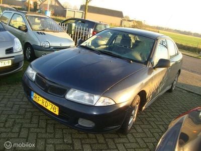 Grijs Gebruikt 1997 Mitsubishi Carisma Hatchback | € 745