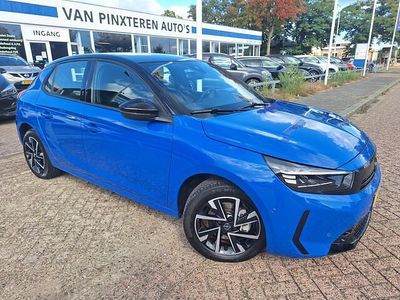 Blauw Occasion 2024 Opel Corsa Hatchback | € 17.500 (Eerlijke prijs)