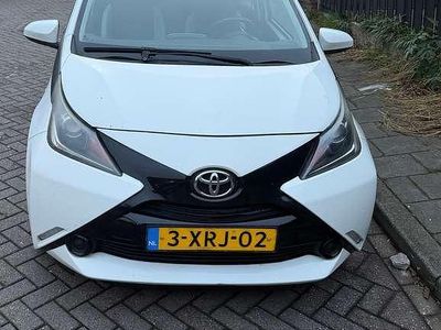 Occasion 2014 Toyota Aygo X-play Hatchback | € 4.999 (Duur)