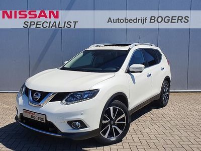 Wit (metallic) Occasion 2016 Nissan X-Trail N-Connecta SUV | € 15.840 (Duur)