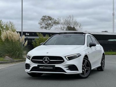 tweedehands Mercedes A250 e AMG A250e Panoramadak|360° Camera|Burmester®|Keyless|Multibeam|Widescreen|AppleCarplay|DAB+|Sfeerverlichting