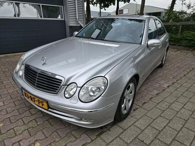 Mercedes E200