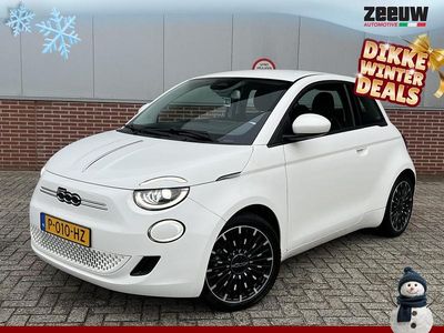 Wit Gebruikt 2022 Fiat 500e Comfort Hatchback | € 18.900 (Eerlijke prijs)