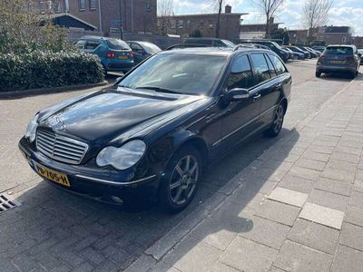 Mercedes C320