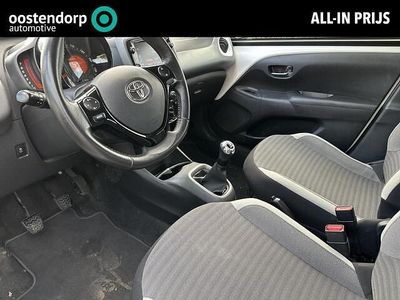 Occasion Toyota Aygo X-play 72 PK (52 kW) 2020 Wit Hatchback