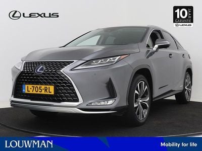 Sonic titanium (grijs metallic) Gebruikt 2020 Lexus RX450h Luxury Line SUV | € 49.495 (Goede deal)