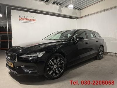 Zwart Gebruikt 2022 Volvo V60 Inscription Stationwagen | € 36.350 (Iets duurder)