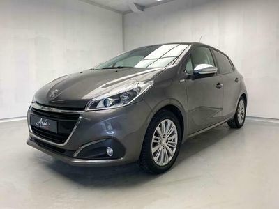 tweedehands Peugeot 208 1.2i *GARANTIE 12 MOIS*GPS*1er PROPRIETAIRE*AIRCO*