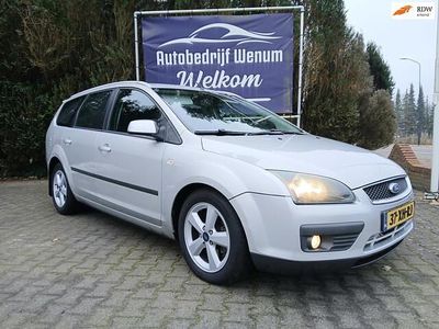 Grijs (metallic) Occasion 2007 Ford Focus Stationwagen | € 999 (Eerlijke prijs)