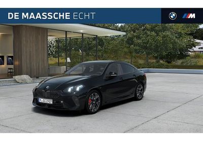 Zwart (metallic) Nieuw 2025 BMW 220 M Sport Coupé | € 55.675 (Eerlijke prijs)