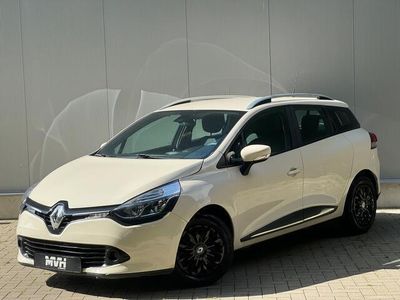 Wit Gebruikt 2016 Renault Clio GrandTour Collection Stationwagen | € 8.450 (Iets duurder)