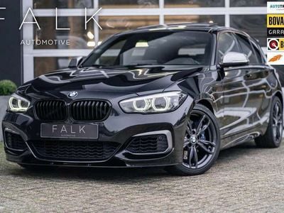 Zwart, metallic lak Occasion 2018 BMW M140 Executive Hatchback | € 45.000