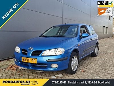 Nissan Almera