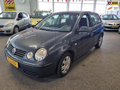 Blauw Gebruikt 2002 VW Polo Comfortline Hatchback | € 2.750