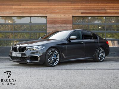 BMW M550
