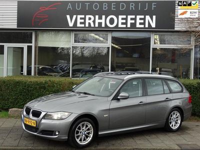 tweedehands BMW 318 318 Touring i High Executive - AUTOMAAT - PANORAMAD