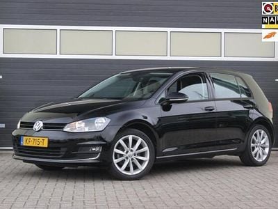 Zwart Occasion 2016 VW Golf VII Highline Hatchback | € 10.900 (Eerlijke prijs)