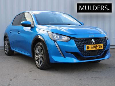 tweedehands Peugeot e-208 EV Allure Pack 50 kWh ALL-IN-PRIJS / Navigatie/ Key less/ Camera