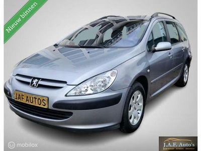 tweedehands Peugeot 307 Break 1.6 Nw APK Airco Cruise trekhaak