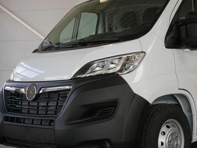 Wit Occasion 2024 Opel Movano Van | € 25.900 (Goede deal)