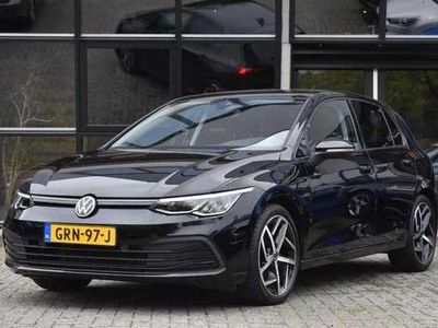 Zwart Occasion 2020 VW Golf VII Hatchback | € 20.950 (Goede deal)