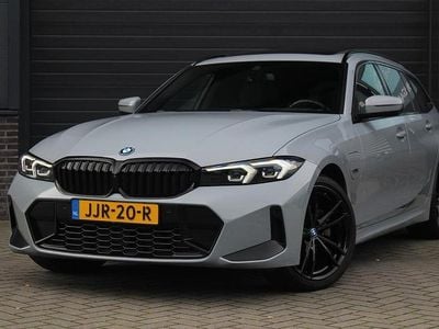 Grijs Occasion 2023 BMW 330e M Sport Stationwagen | € 39.995 (Goede deal)