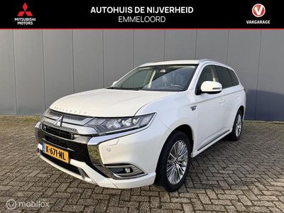 Occasion Mitsubishi Outlander P-HEV Intense 135 PK (99 kW) 2021 Wit (metallic) SUV