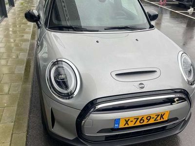 tweedehands Mini Cooper SE Essential 33 kWh