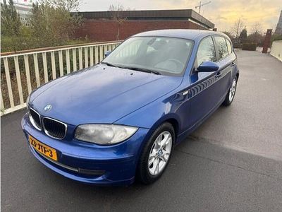 Blauw Gebruikt 2009 BMW 116 Hatchback | € 2.349 (Eerlijke prijs)