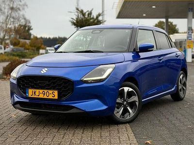 Blauw Occasion 2025 Suzuki Swift Style Hatchback | € 21.250 (Eerlijke prijs)