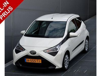 tweedehands Toyota Aygo 1.0 VVT-I X-PLAY 5-DEURS | APPLE - ANDROID AUTO |