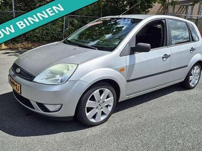 Occasion Ford Fiesta Futura 69 PK (50 kW) 2004 Grijs Hatchback