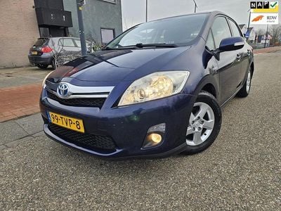Blauw (metallic) Occasion 2012 Toyota Auris Hybrid Business Edition Hatchback | € 6.200 (Eerlijke prijs)