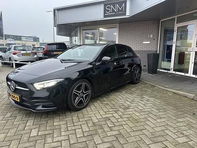 Zwart Gebruikt 2019 Mercedes A200 AMG Hatchback | € 22.995 (Eerlijke prijs)