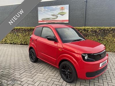 Rood Nieuw 2025 Ligier Myli Hatchback | € 14.990