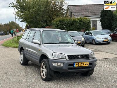 Grijs Occasion 1999 Toyota RAV4 Stationwagen | € 4.499