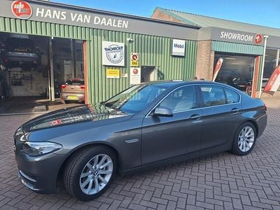 Grijs Gebruikt 2014 BMW 520 Efficient Dynamics Sedan | € 13.950 (Eerlijke prijs)