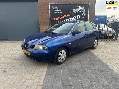 Blauw (metallic) Occasion 2003 Seat Ibiza Stella Hatchback | € 950 (Goede deal)