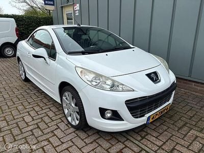 Wit Occasion 2012 Peugeot 207 CC Griffe Cabriolet | € 4.500 (Iets duurder)