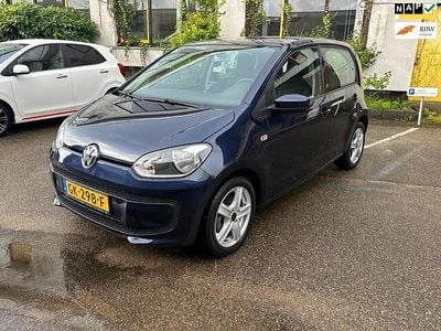 Blauw Gebruikt 2015 VW up! move up! Hatchback | € 7.499 (Eerlijke prijs)