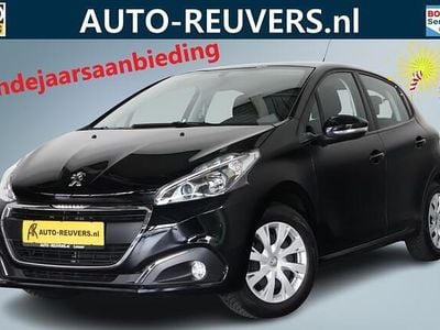 Zwart Gebruikt 2018 Peugeot 208 Active Hatchback | € 9.700 (Eerlijke prijs)